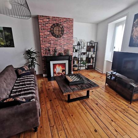 Bel Appartement De 1 A 7 Personnes Ambert Luaran gambar