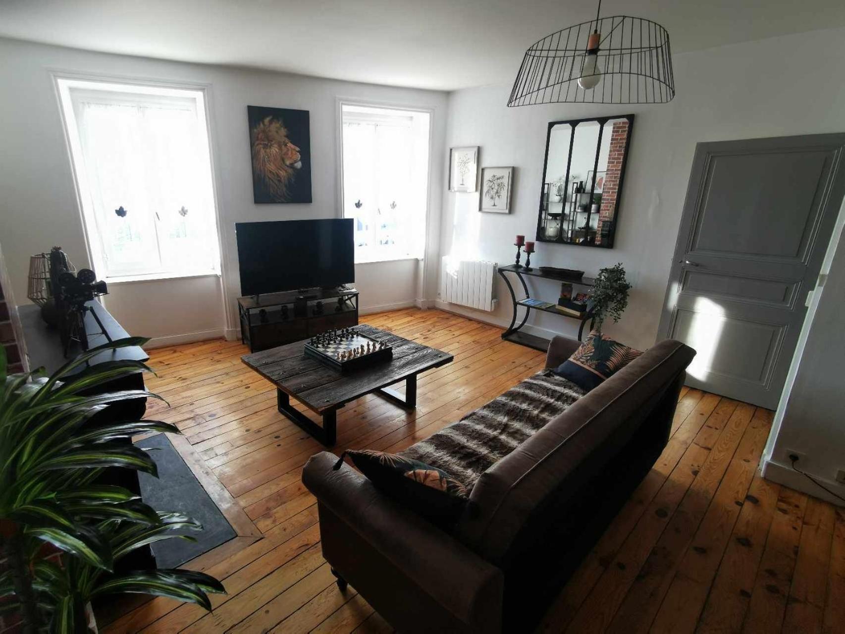 Bel Appartement De 1 A 7 Personnes Ambert Luaran gambar